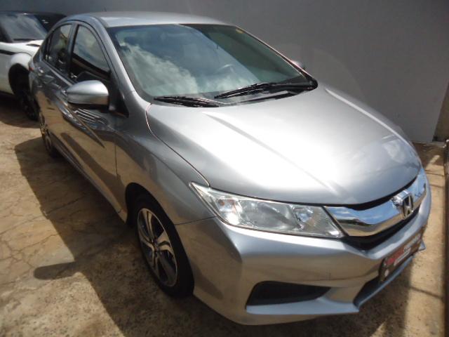 HONDA City Sedan - Foto