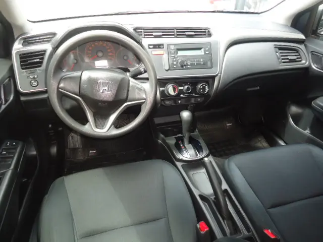HONDA City Sedan - Foto