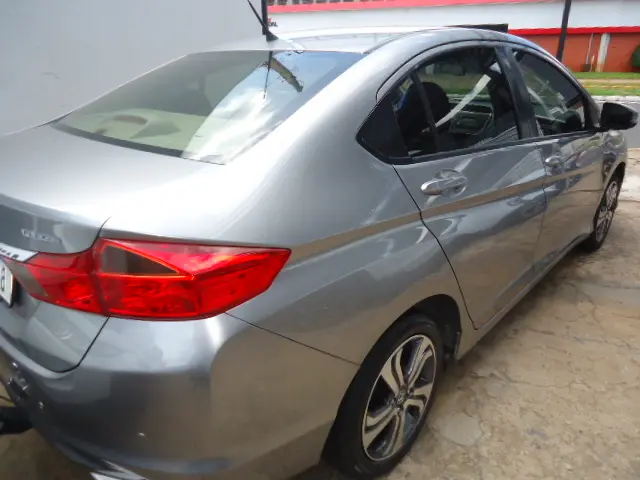 HONDA City Sedan - Foto