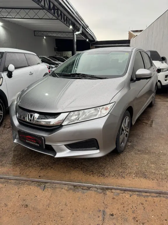 HONDA City Sedan - Foto