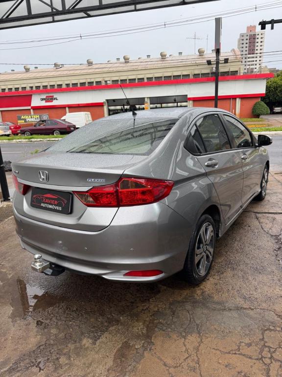 HONDA City Sedan - Foto