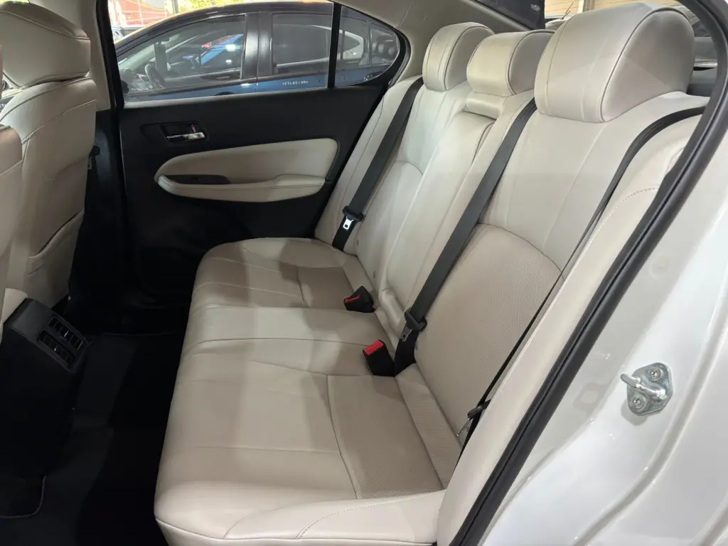 HONDA City Sedan - Foto