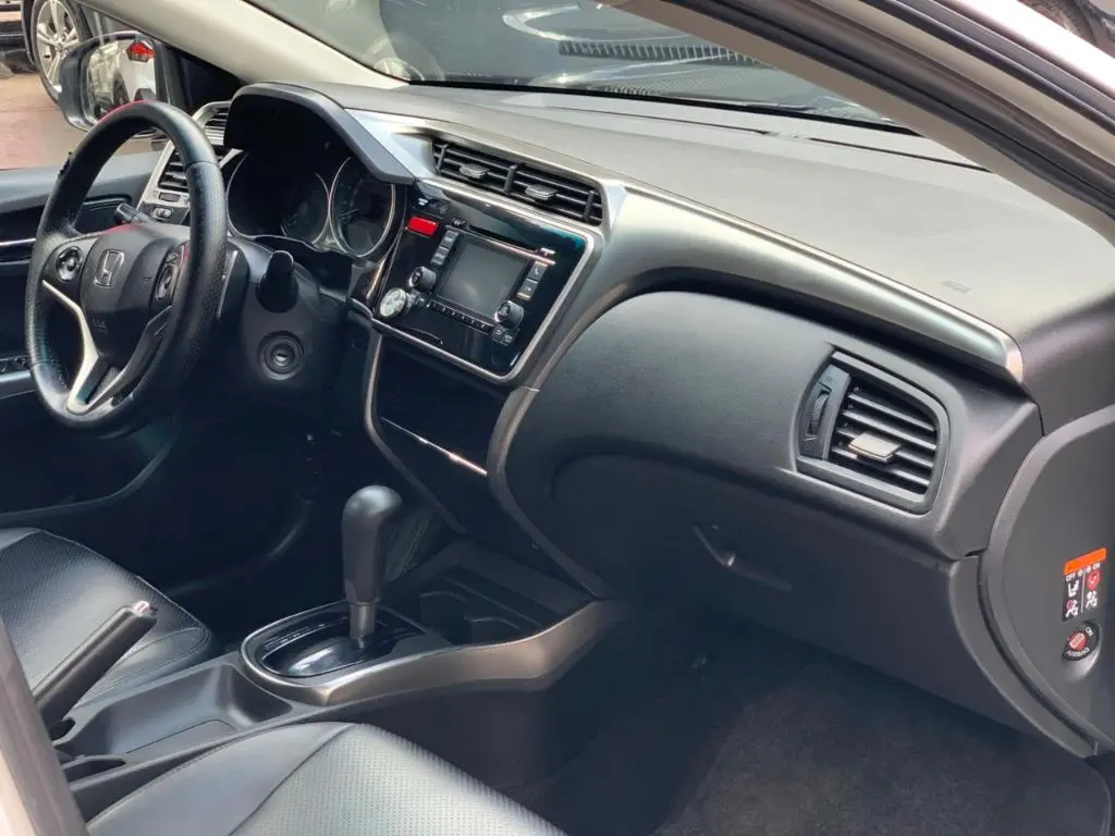 HONDA City Sedan - Foto