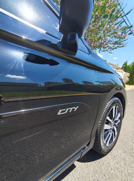 HONDA City Sedan - Foto