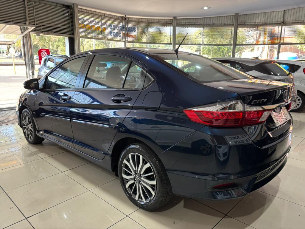 HONDA City Sedan - Foto
