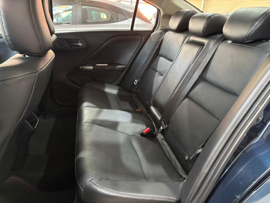 HONDA City Sedan - Foto