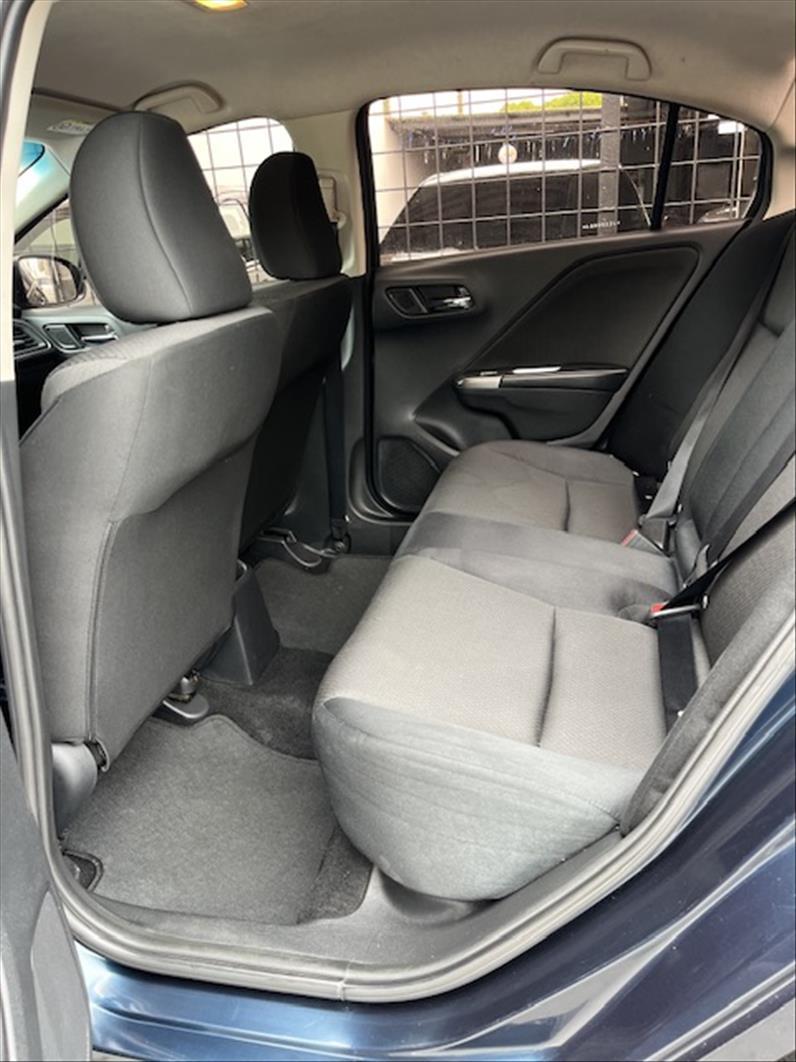 HONDA City Sedan - Foto