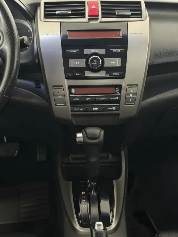 HONDA City Sedan - Foto