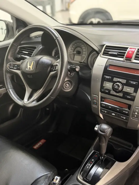 HONDA City Sedan - Foto