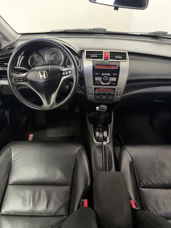 HONDA City Sedan - Foto
