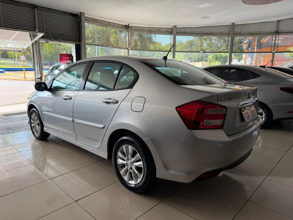 HONDA City Sedan - Foto
