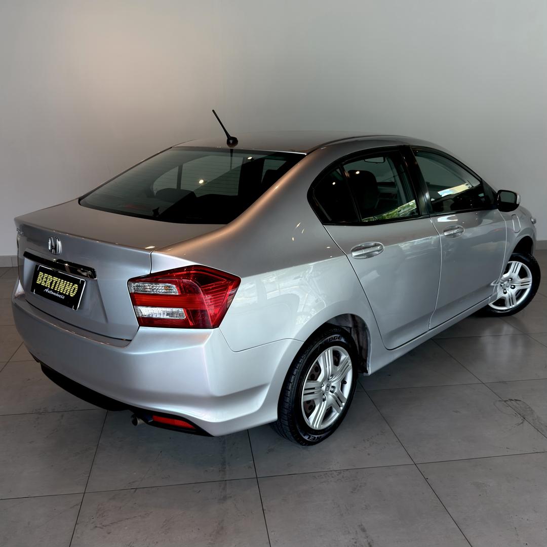 HONDA City Sedan - Foto