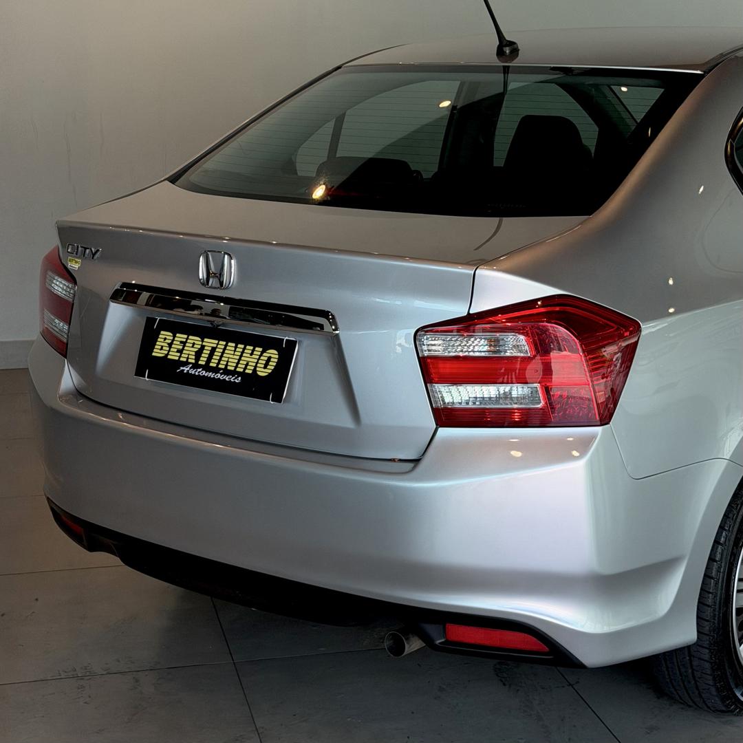 HONDA City Sedan - Foto