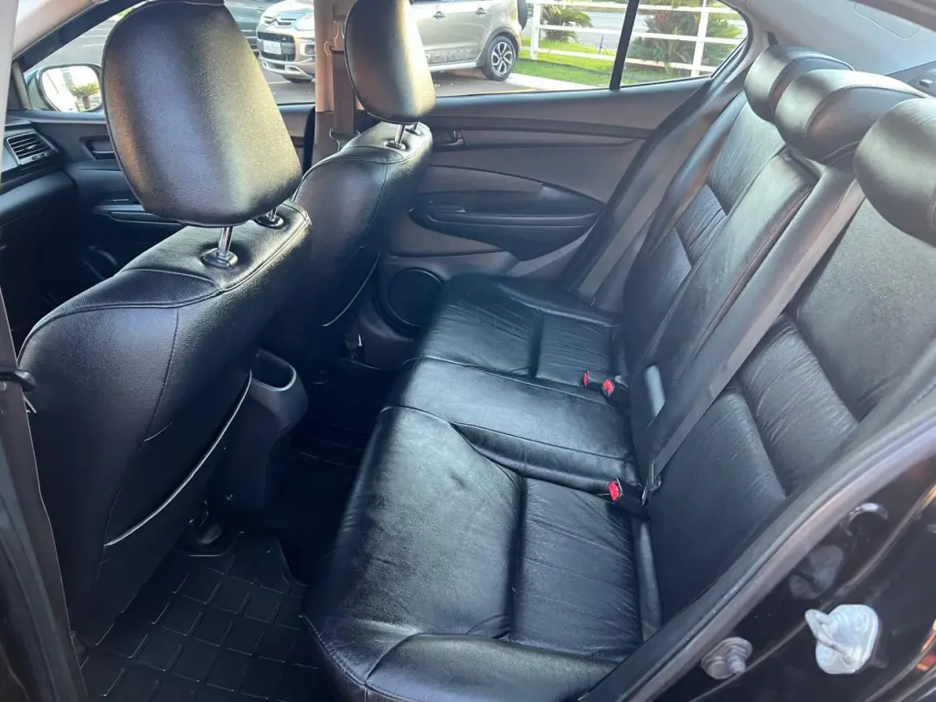 HONDA City Sedan - Foto