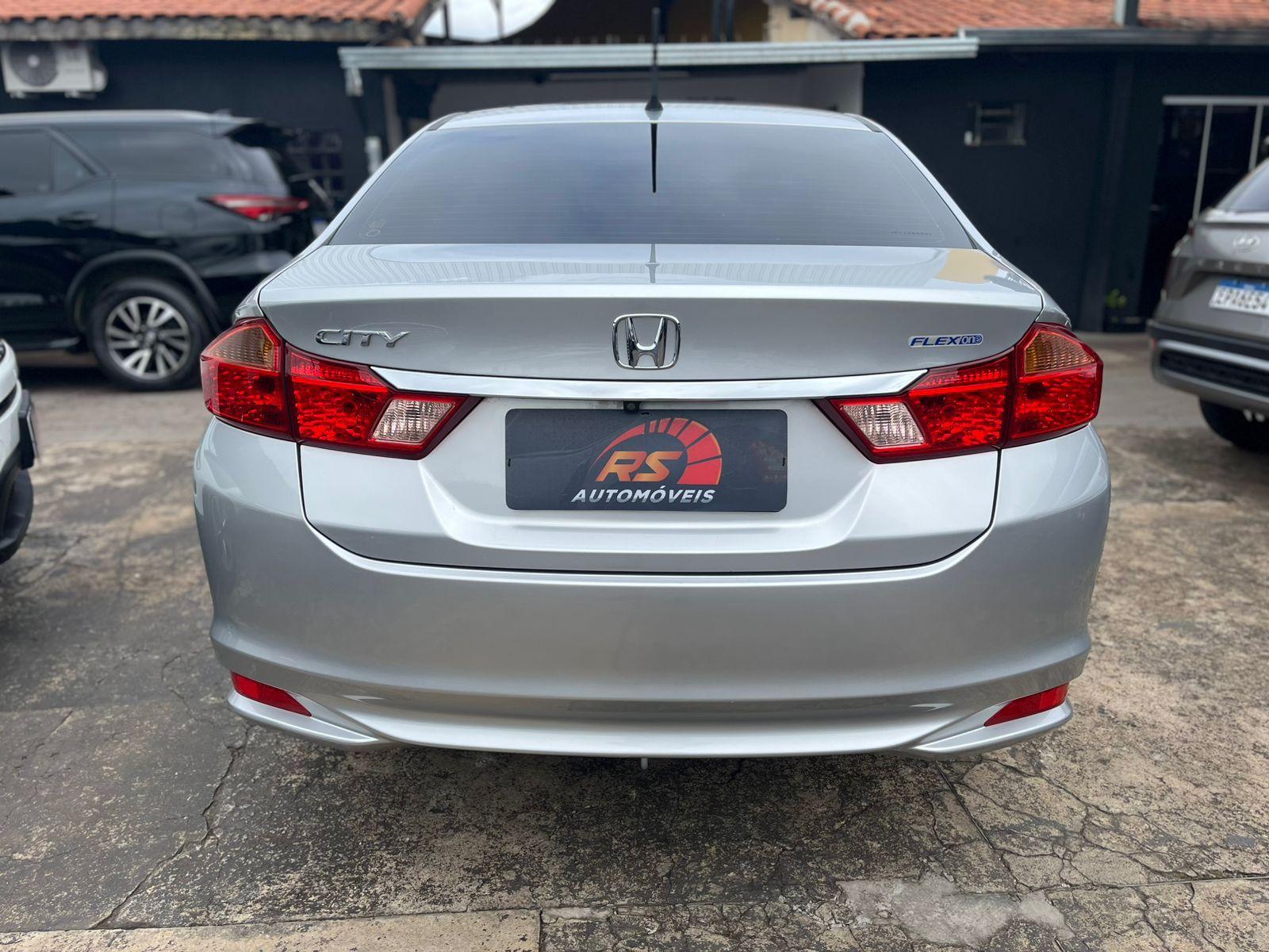 HONDA City Sedan - Foto