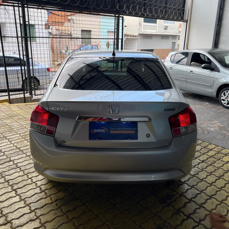 HONDA City Sedan - Foto