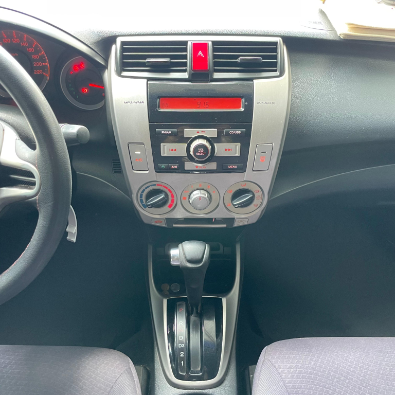 HONDA City Sedan - Foto