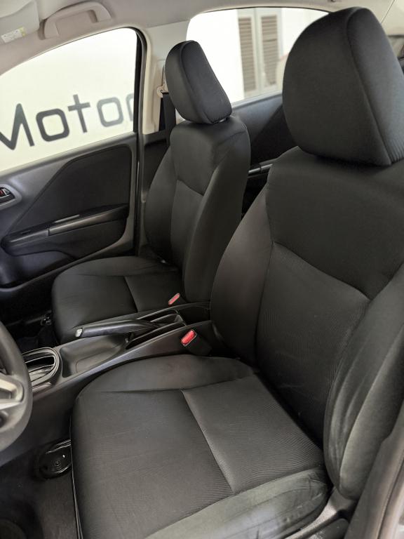 HONDA City Sedan - Foto