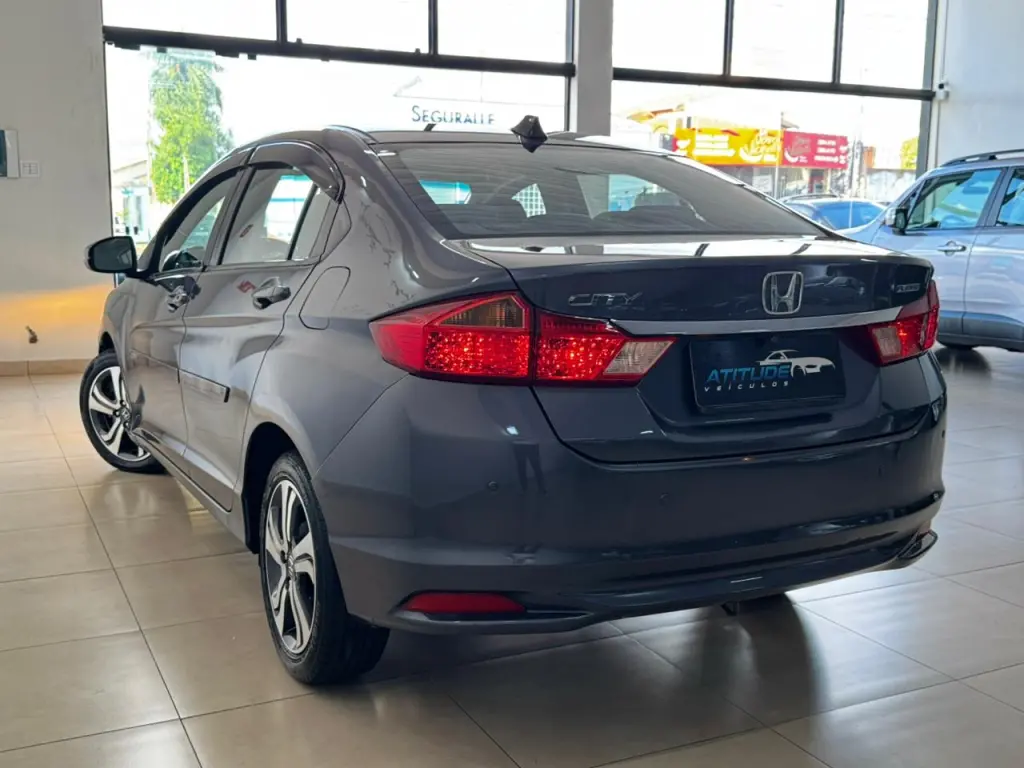 HONDA City Sedan - Foto
