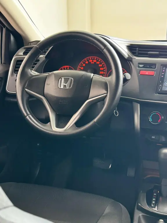 HONDA City Sedan - Foto