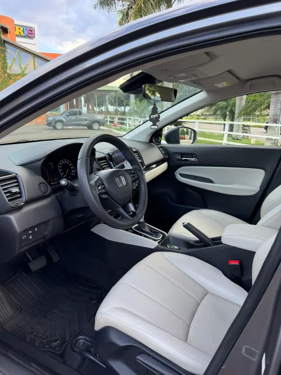 HONDA City Sedan - Foto