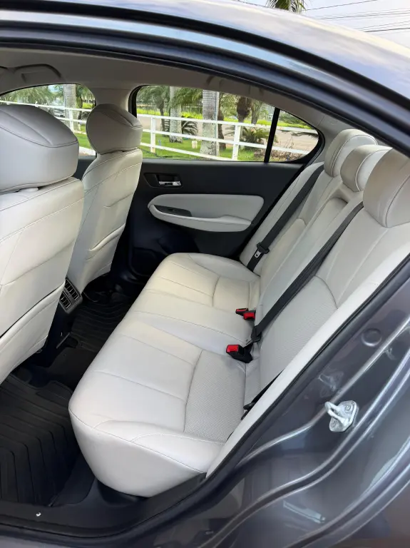 HONDA City Sedan - Foto