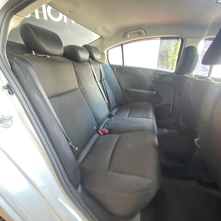 HONDA City Sedan - Foto