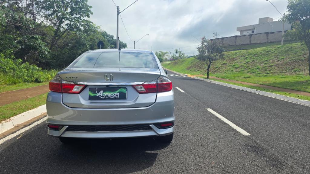 HONDA City Sedan - Foto