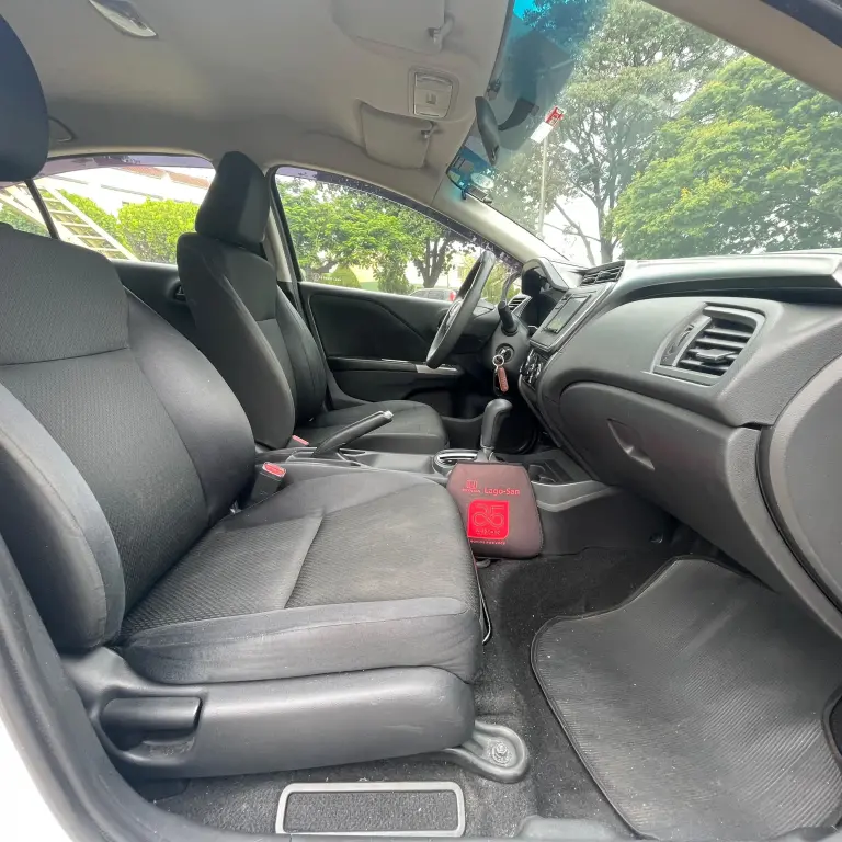 HONDA City Sedan - Foto