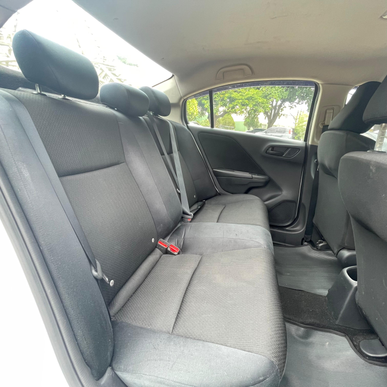 HONDA City Sedan - Foto