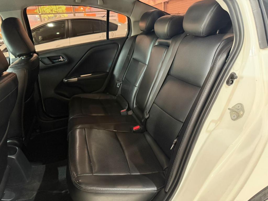 HONDA City Sedan - Foto