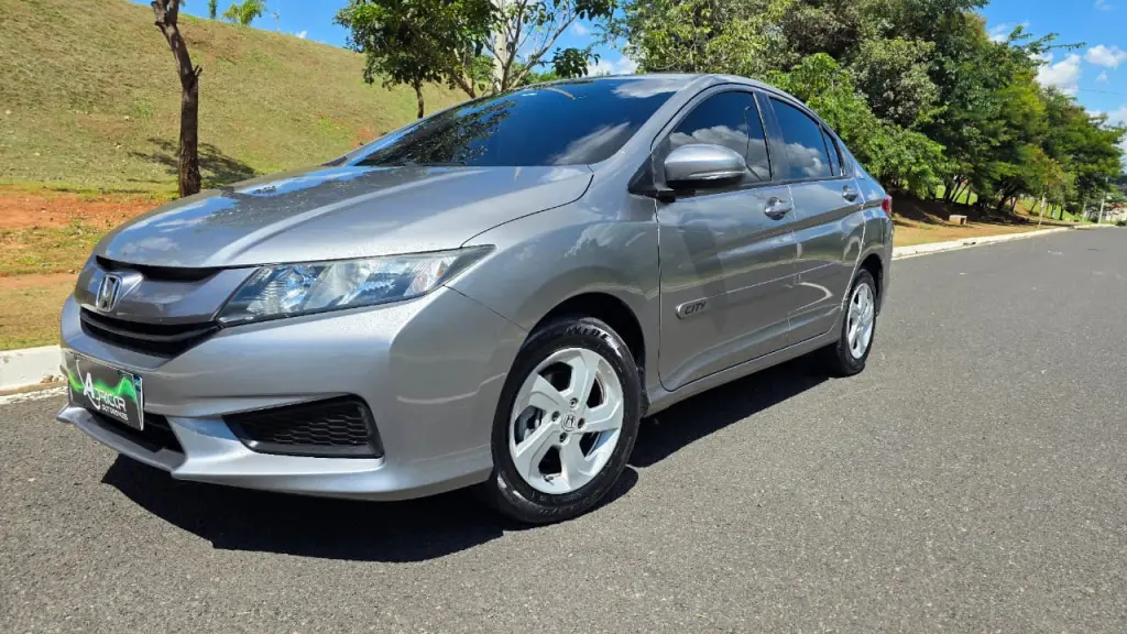 HONDA City Sedan - Foto