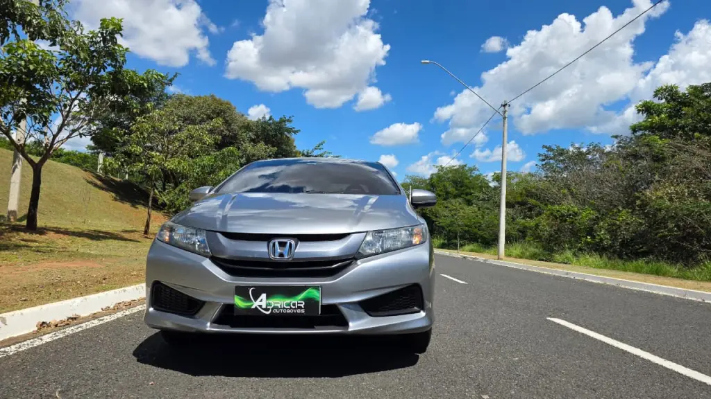 HONDA City Sedan - Foto