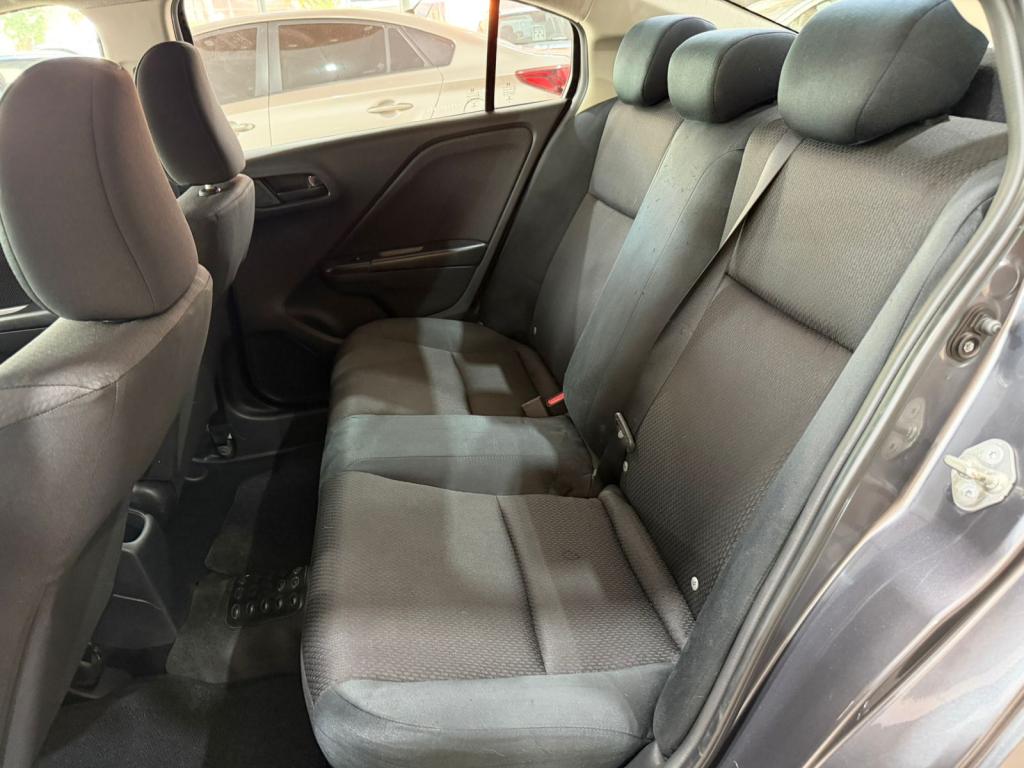 HONDA City Sedan - Foto