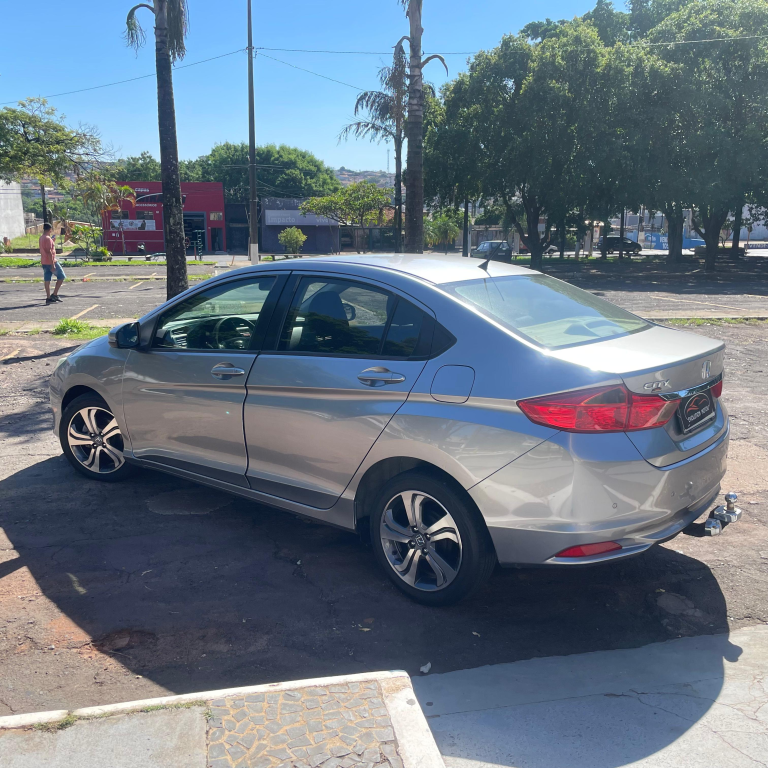 HONDA City Sedan - Foto