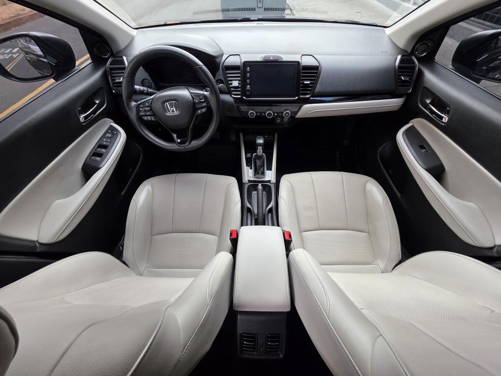 HONDA City Sedan - Foto