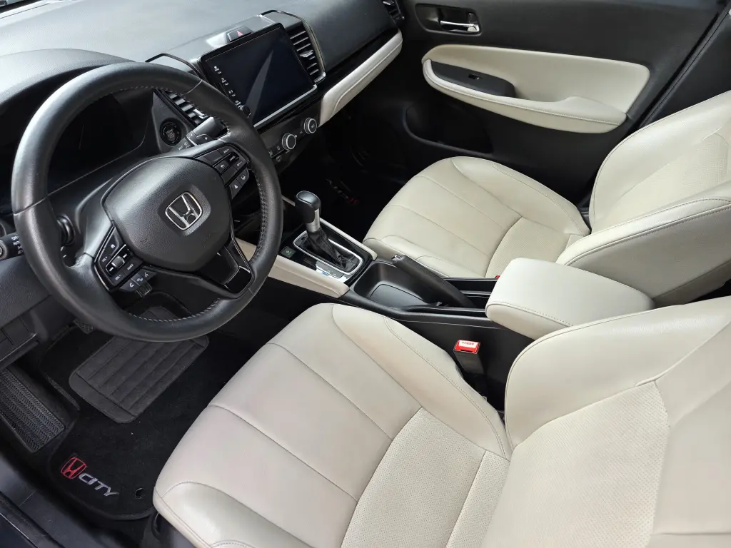 HONDA City Sedan - Foto