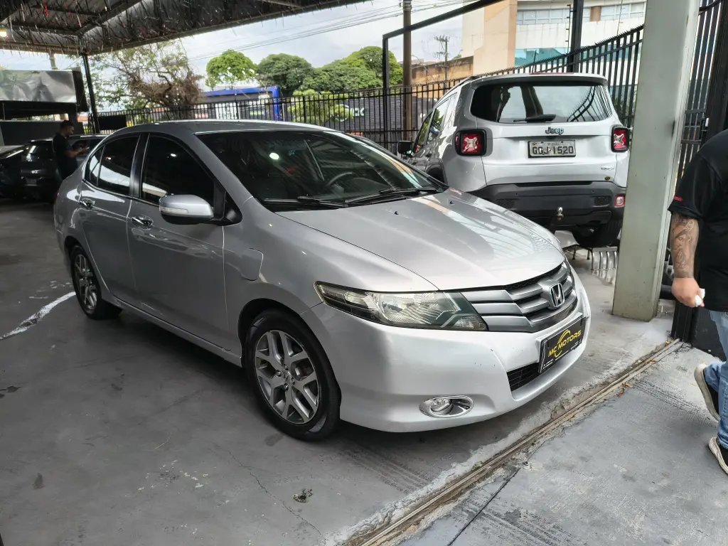 HONDA City Sedan