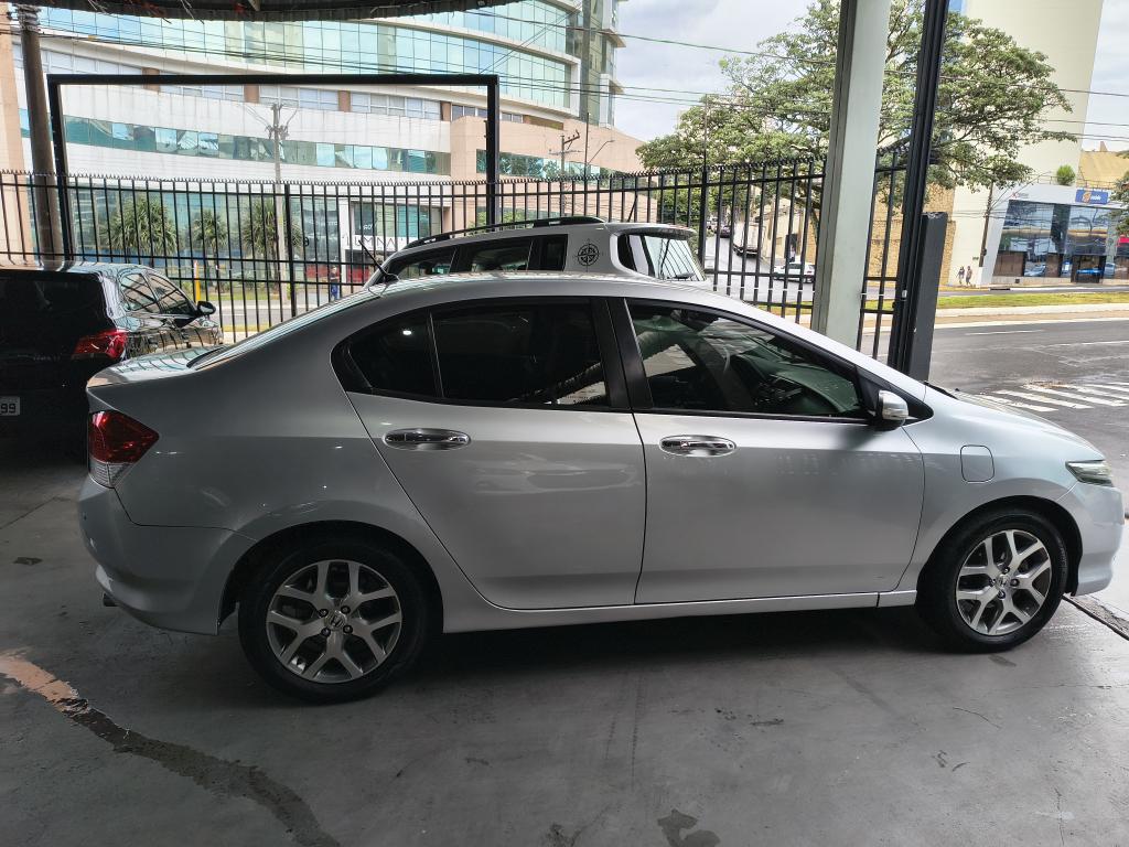 HONDA City Sedan - Foto