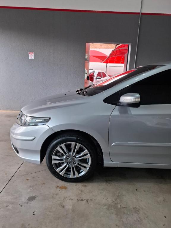 HONDA City Sedan - Foto