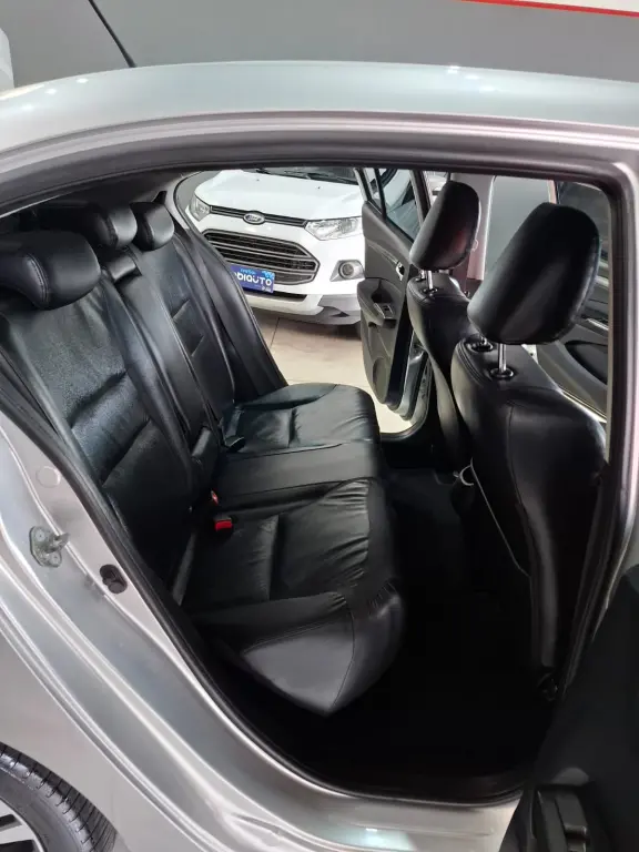 HONDA City Sedan - Foto
