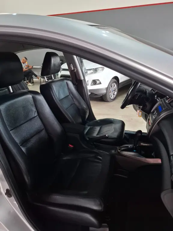 HONDA City Sedan - Foto