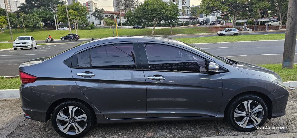 HONDA City Sedan - Foto