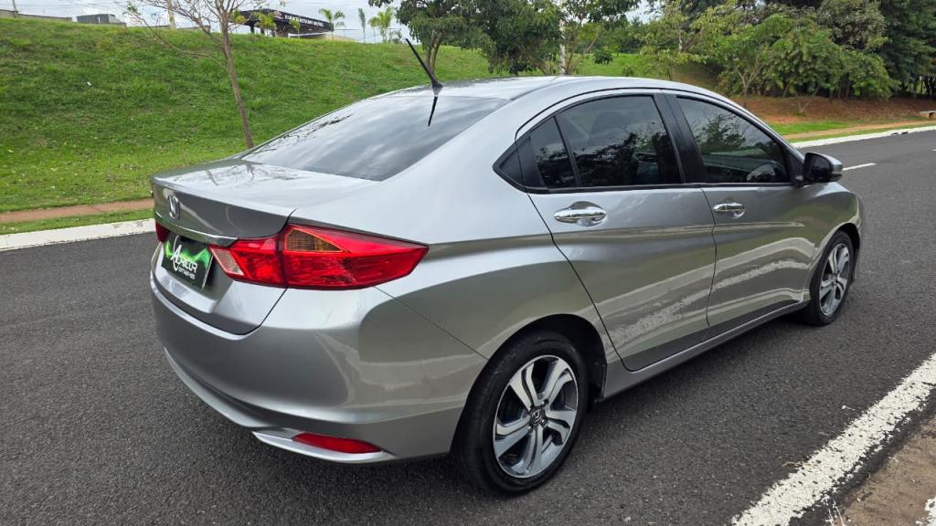 HONDA City Sedan - Foto