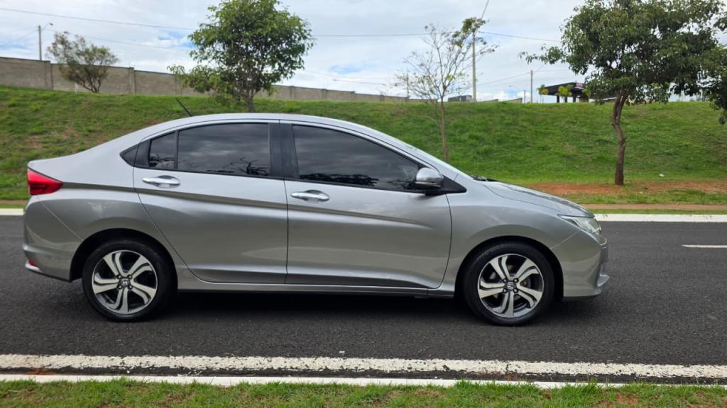 HONDA City Sedan - Foto