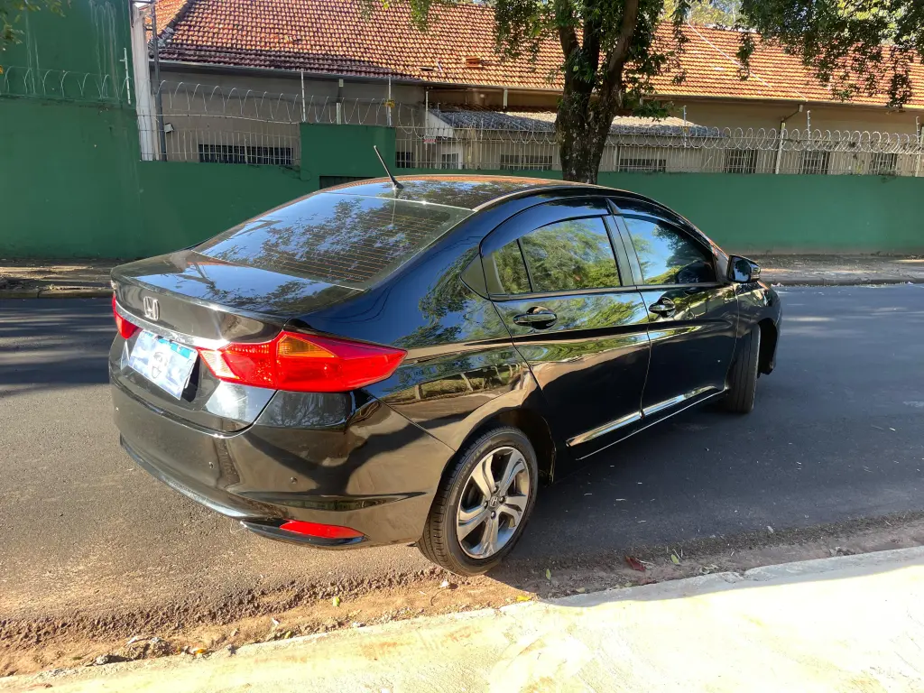 HONDA City Sedan - Foto