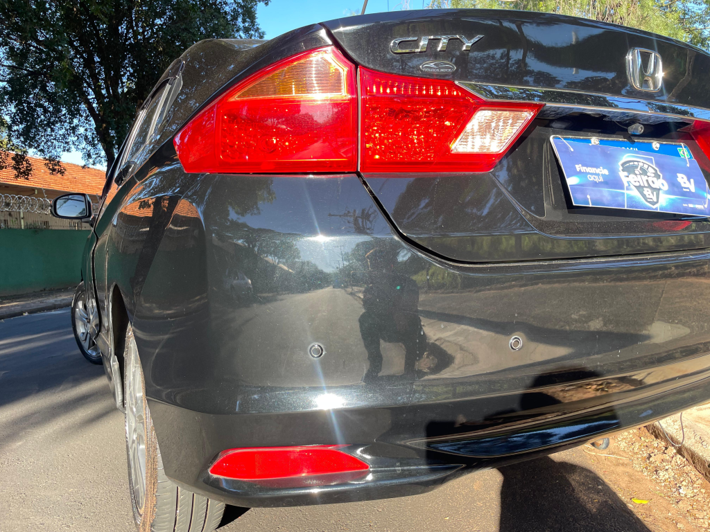 HONDA City Sedan - Foto