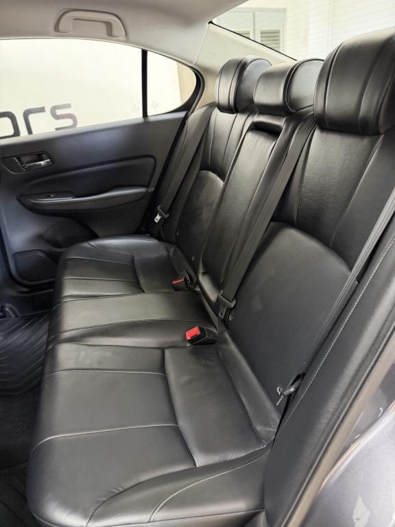 HONDA City Sedan - Foto