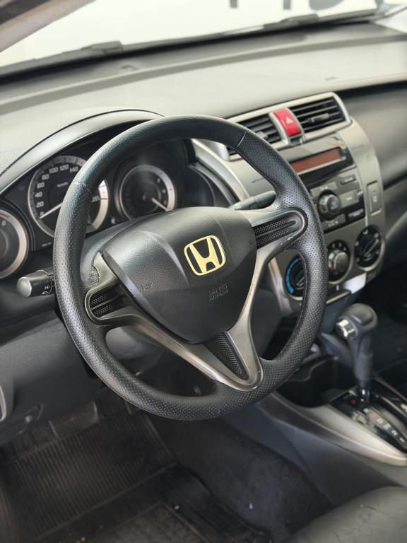 HONDA City Sedan - Foto