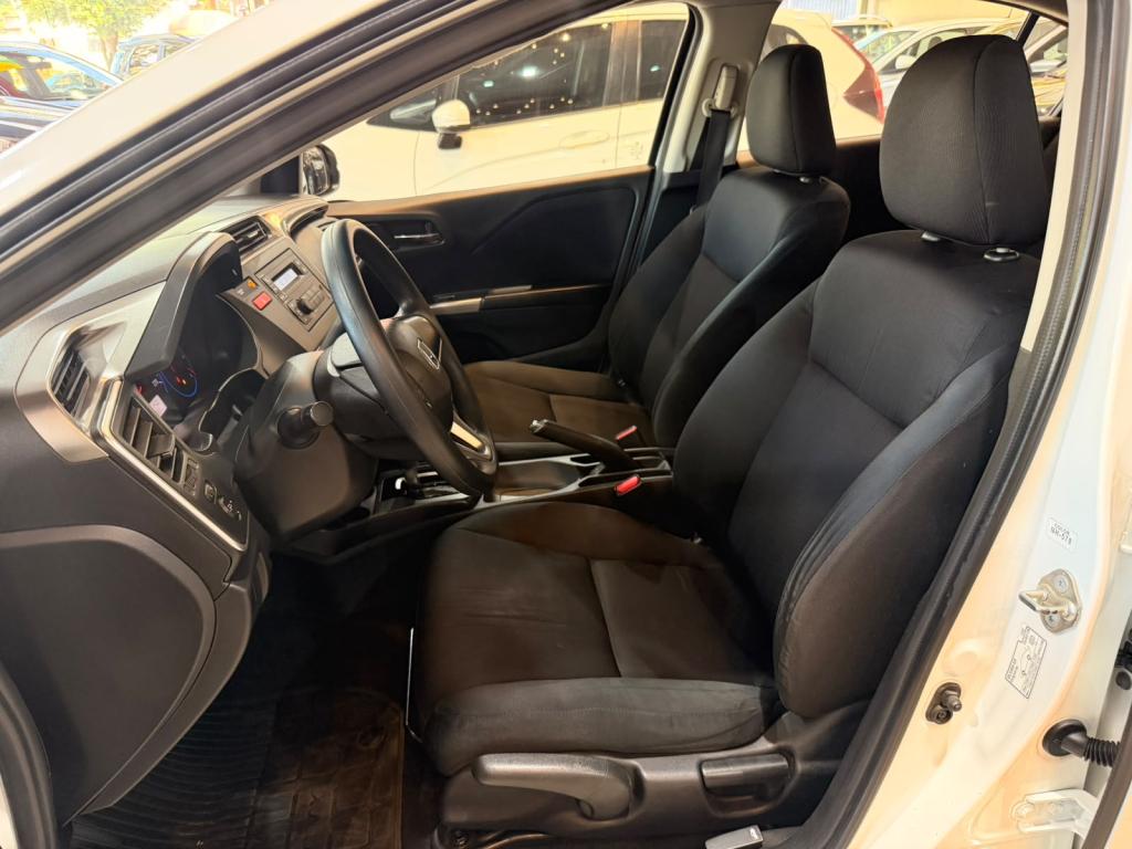 HONDA City Sedan - Foto